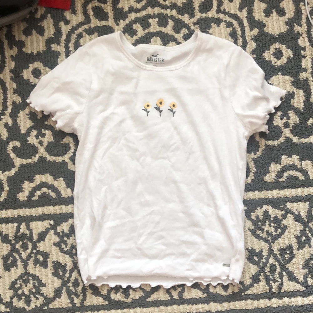 Hollister White Babydoll Sunflower Tee